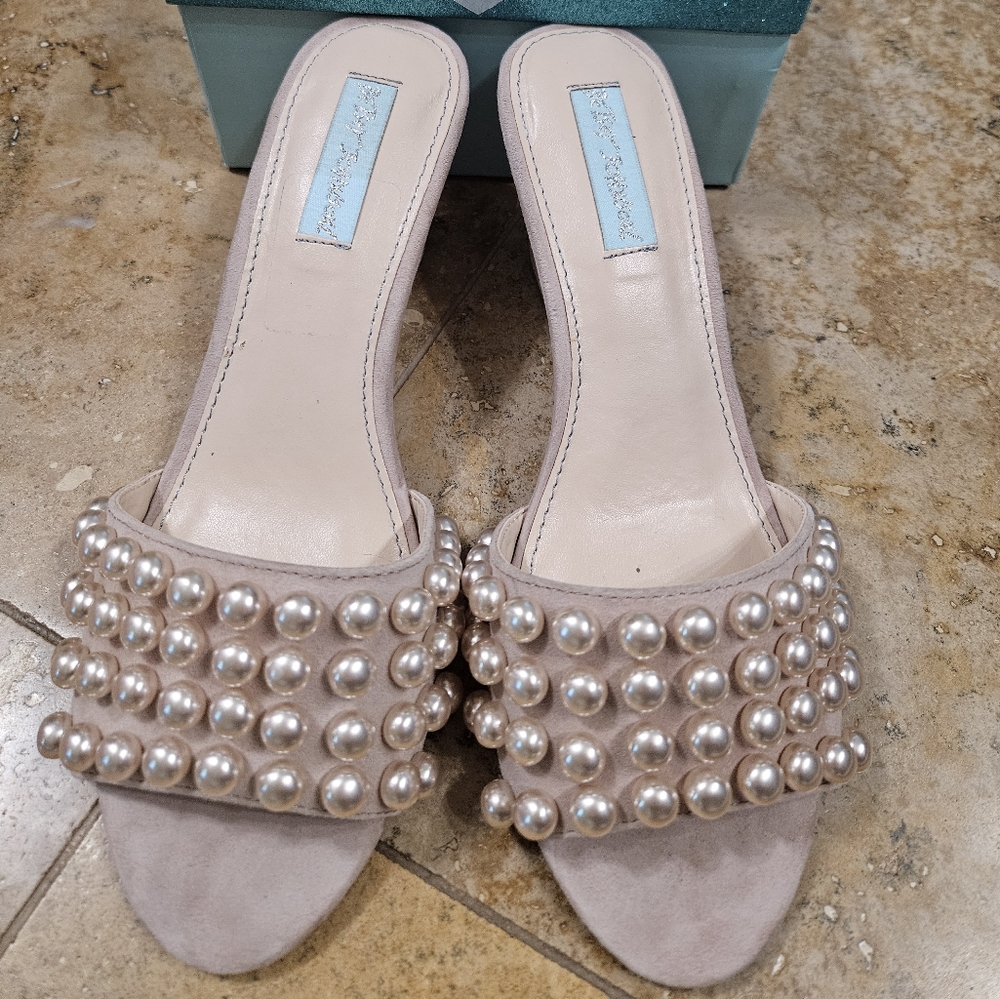 Pale Pink Suede Wedges With Pearls